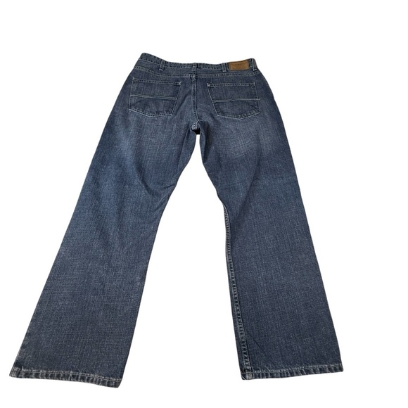 Tommy Hilfiger Blue Jeans  MENS 38x32 Straight Freedom Fit - Picture 3 of 3